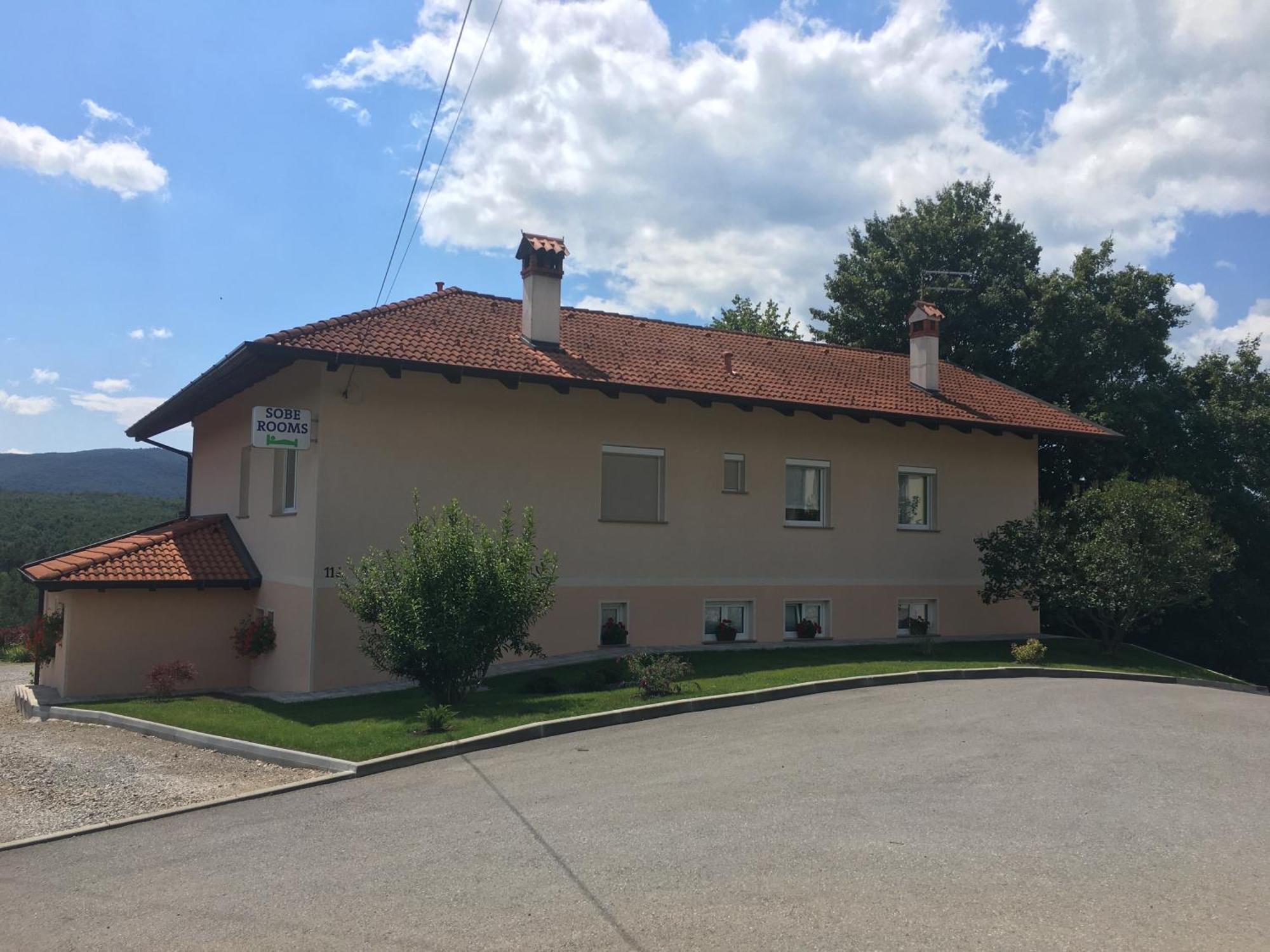 Rooms Sajina Podgrad  Buitenkant foto