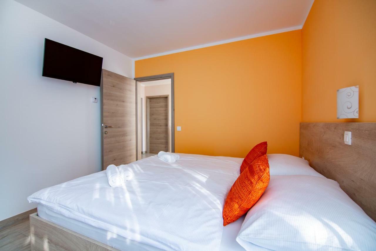 Rooms Sajina Podgrad  Buitenkant foto